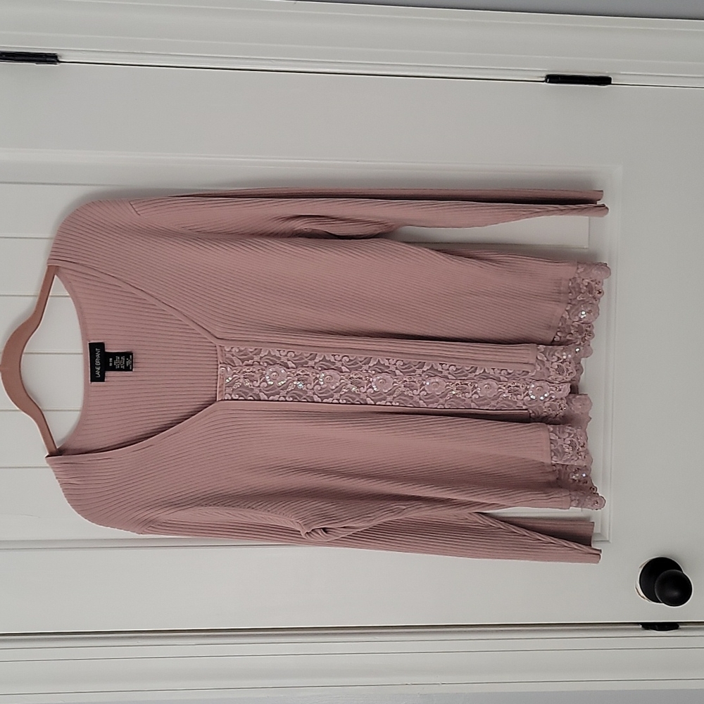 Gently used mauve ribbed sweater with lace detailing - Picture 2 of 5
